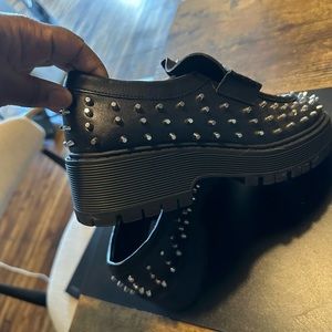 BRAND NEW STEVE MADDEN SPIKE PLATFORMS